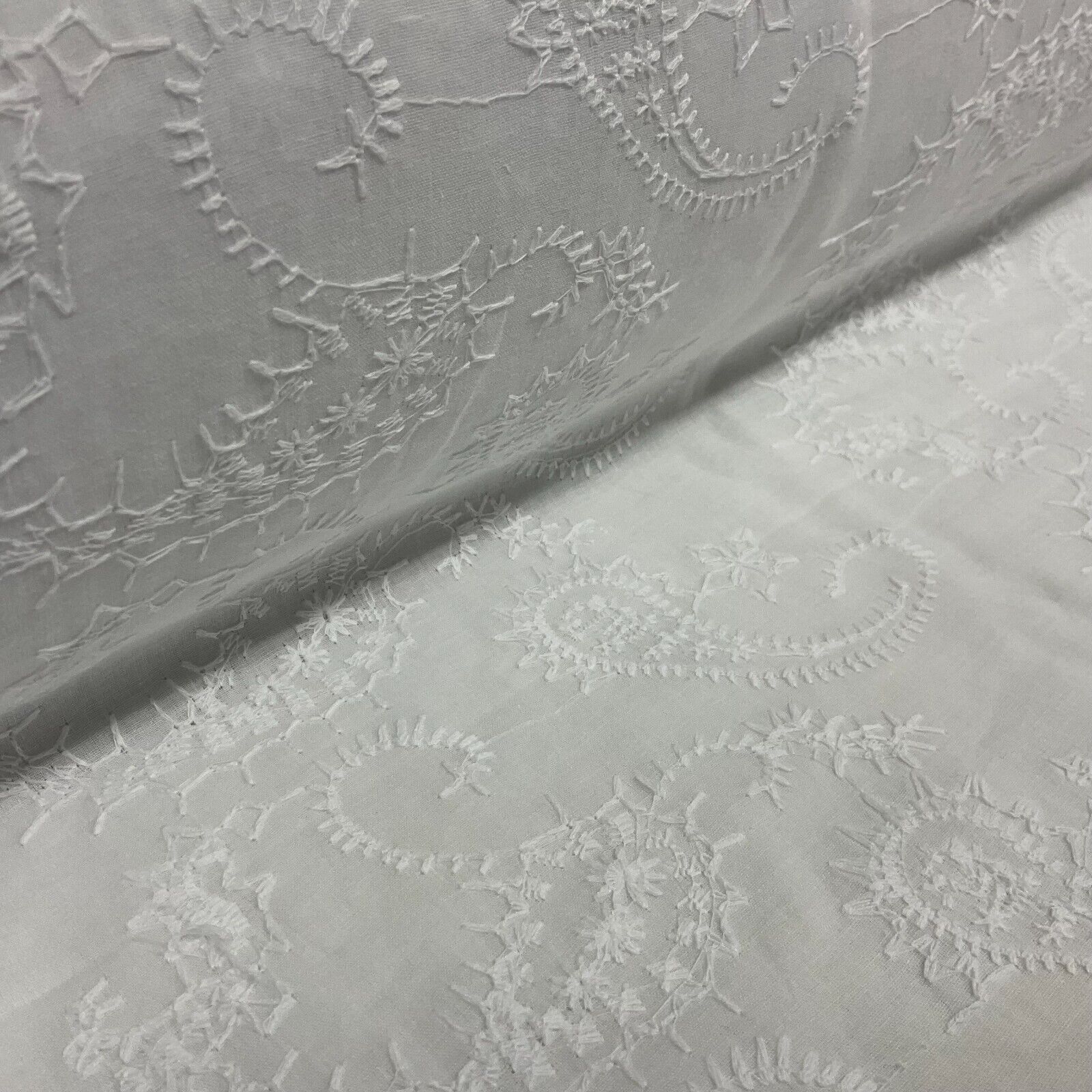 White Floral Paisley 100% cotton voile  lightweight dress fabric sewing M1663