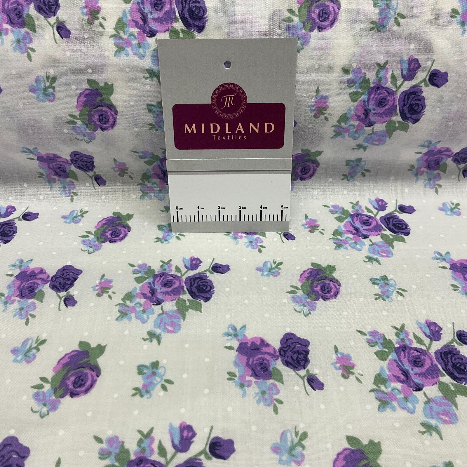 Vintage Floral Roses printed Poly cotton fabric 110cm Wide M1704