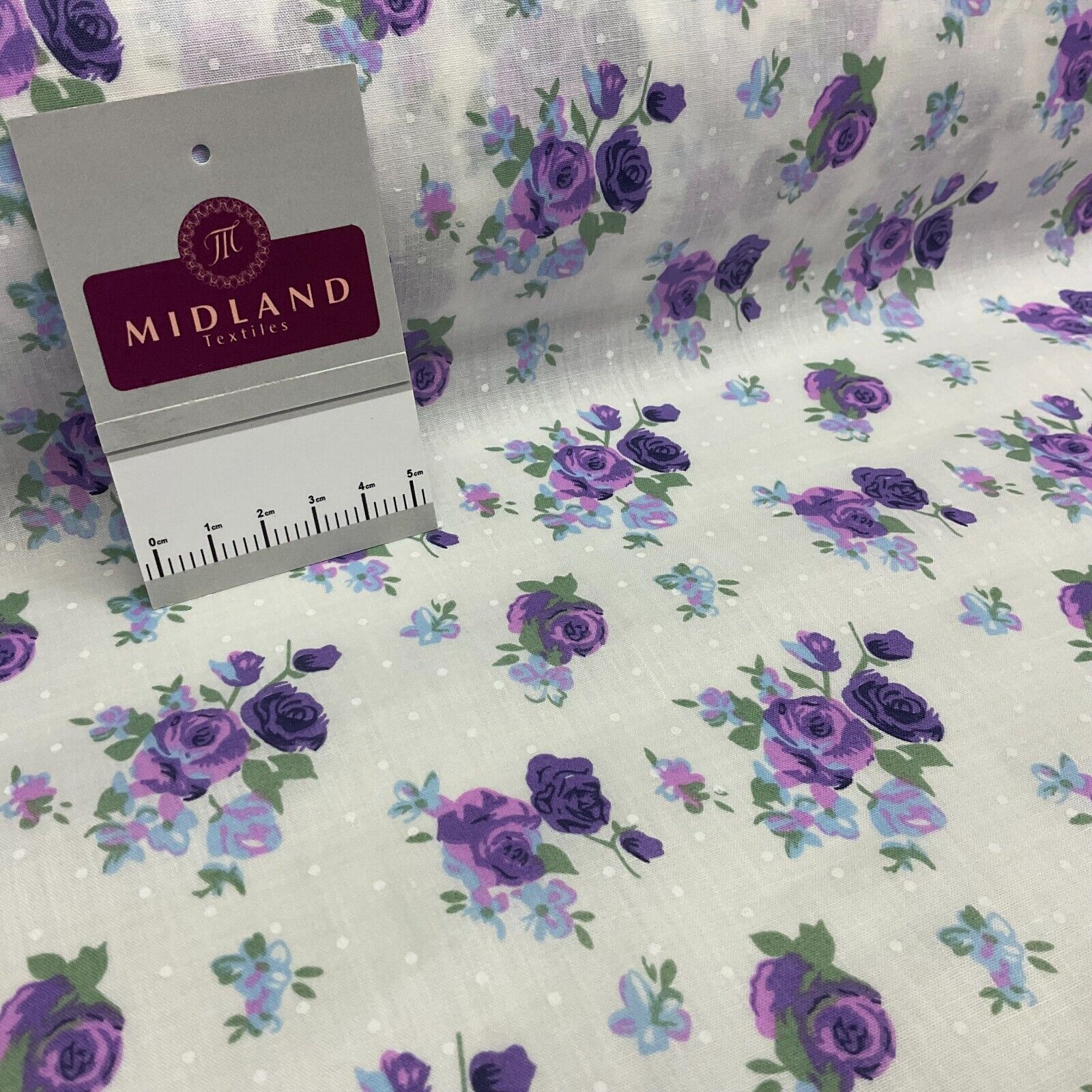 Vintage Floral Roses printed Poly cotton fabric 110cm Wide M1704