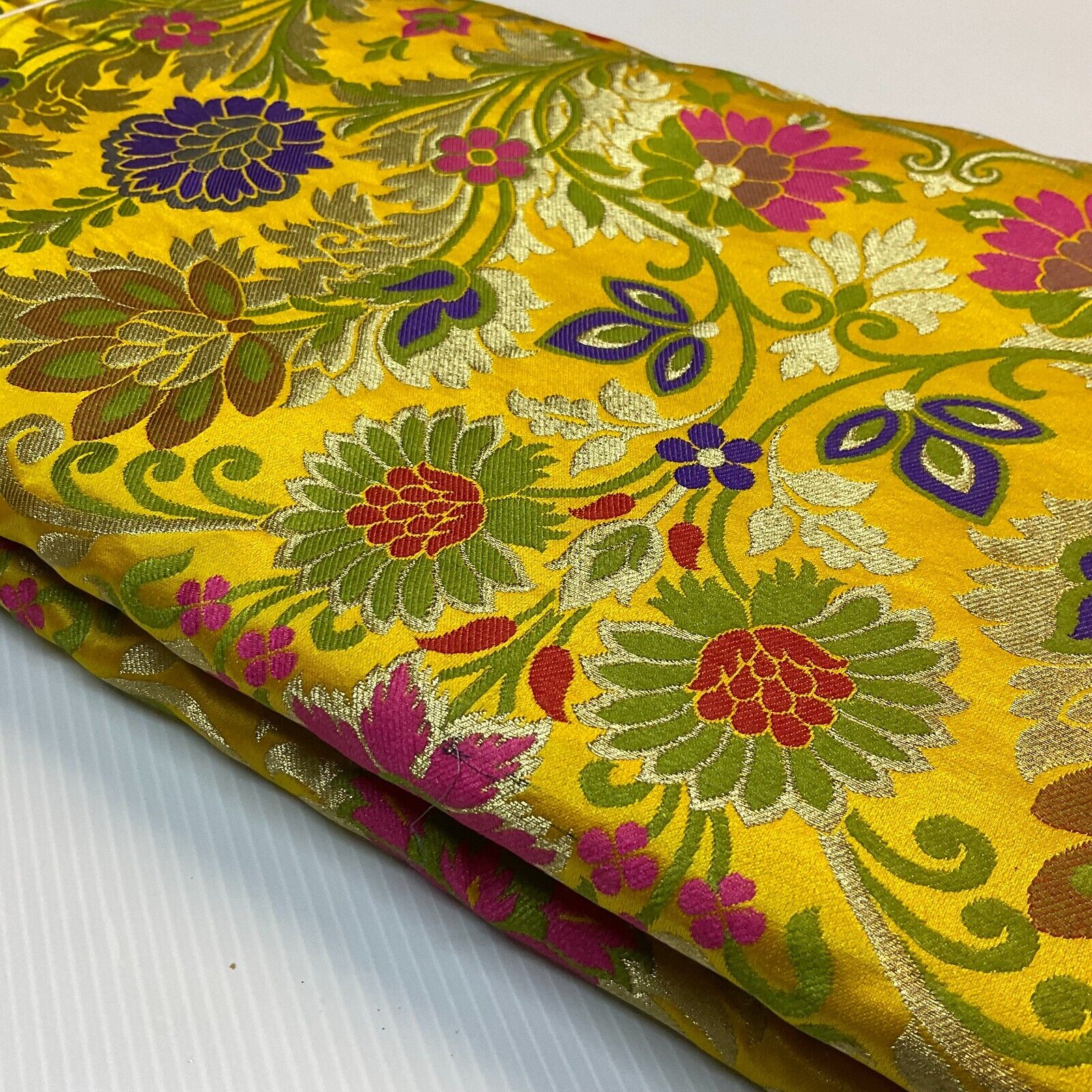 Large Floral Silk Kingkhab wedding Brocade Fabric 111cm wide M1732