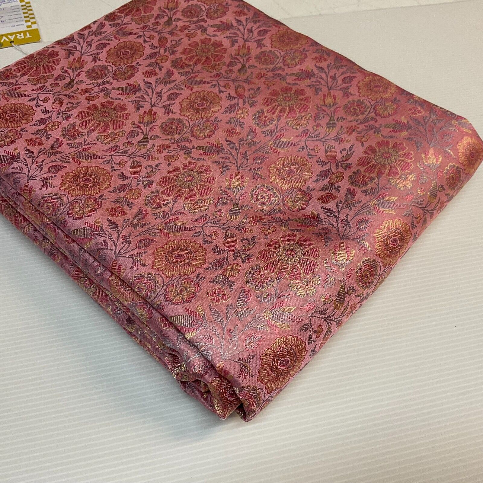 Small Floral Silk Kingkhab wedding Brocade Fabric 111cm wide M1733