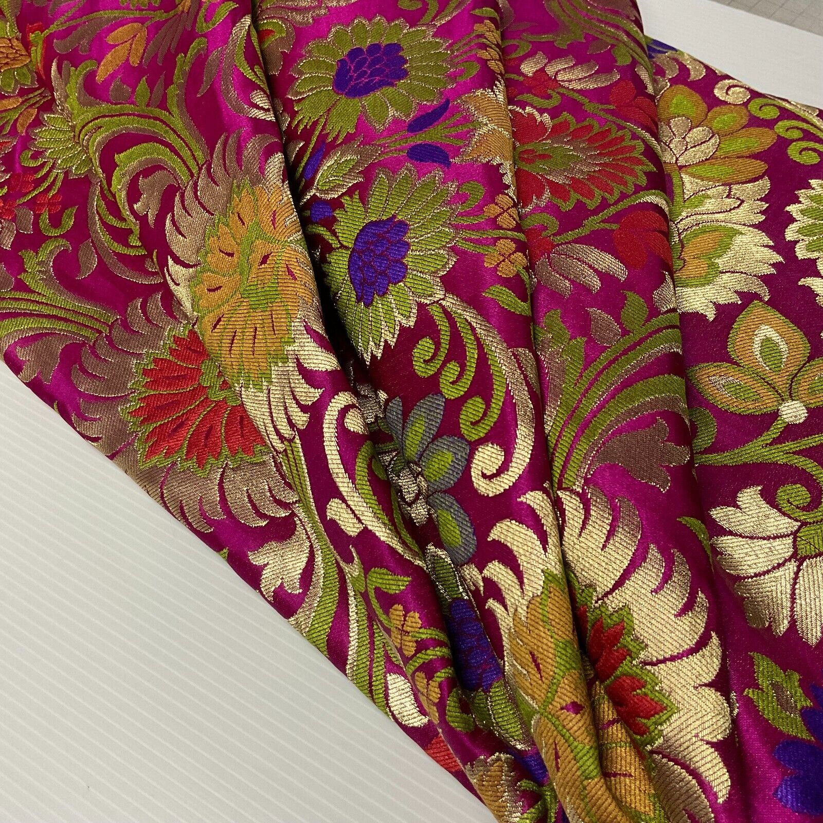 Large Floral Silk Kingkhab wedding Brocade Fabric 111cm wide M1732