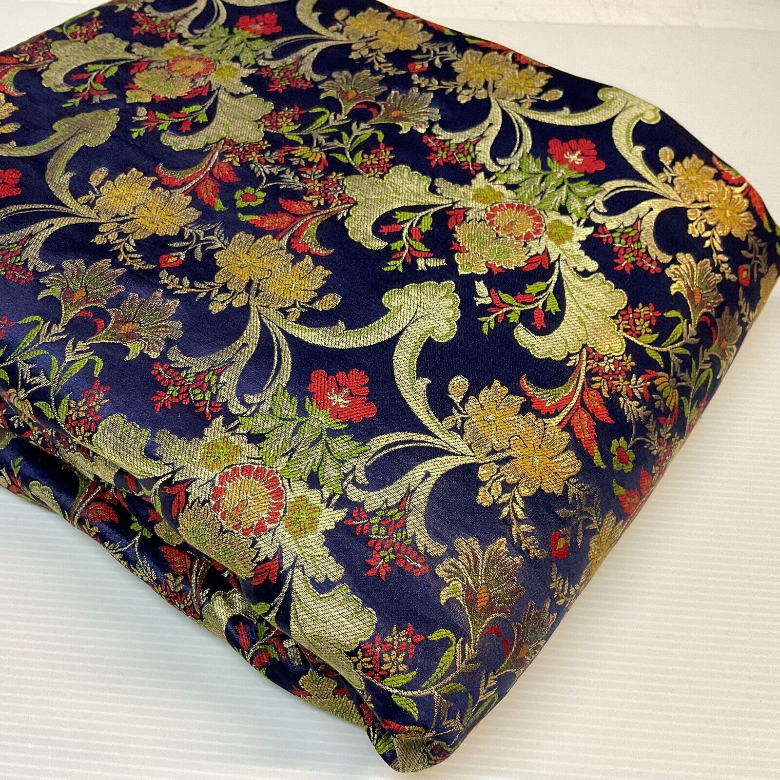 Ornamental Ornate Floral Silk Kingkhab wedding Brocade Fabric 111cm wide M1734