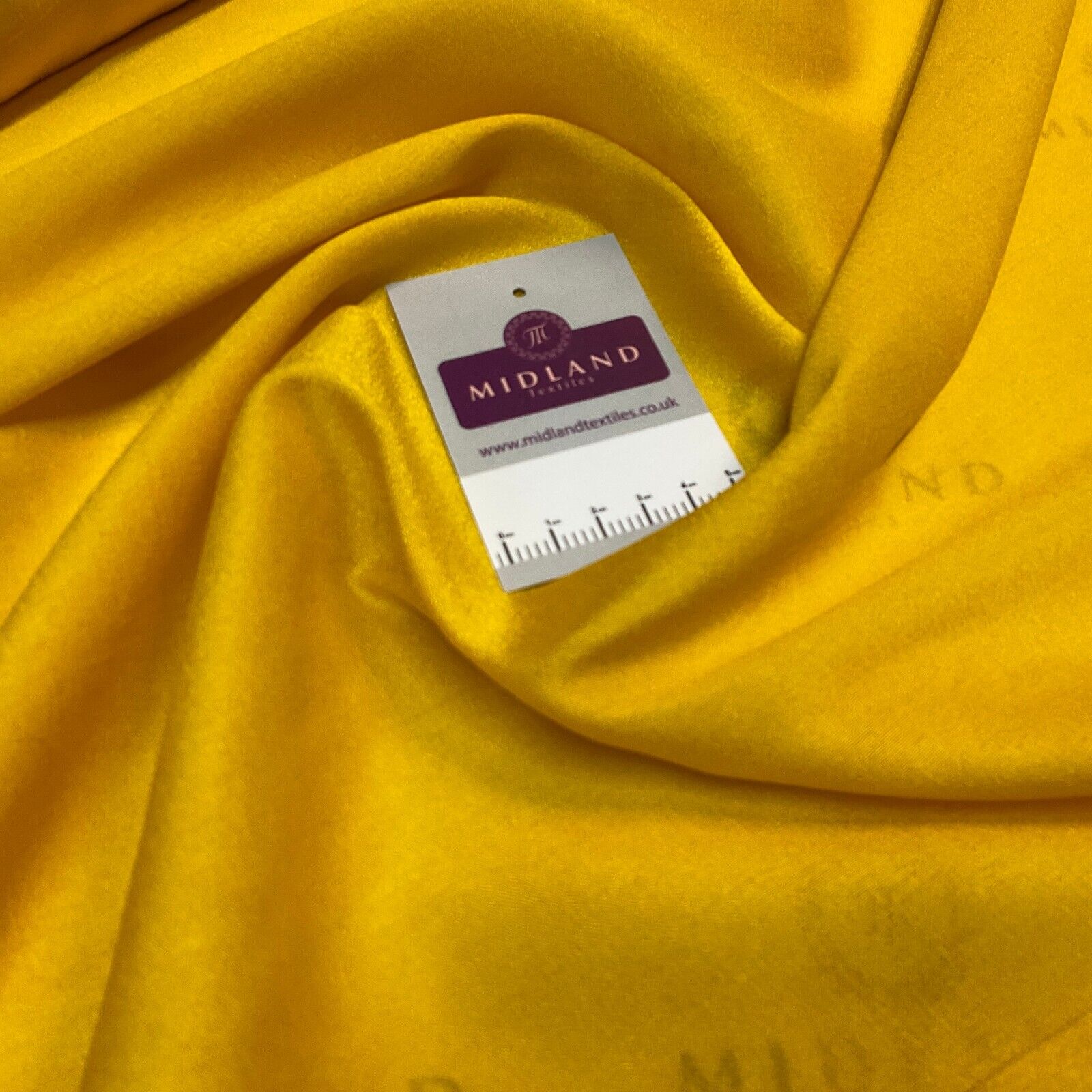 Plain Silky crepe Faux silk dress fabric 44 inches wide M1693