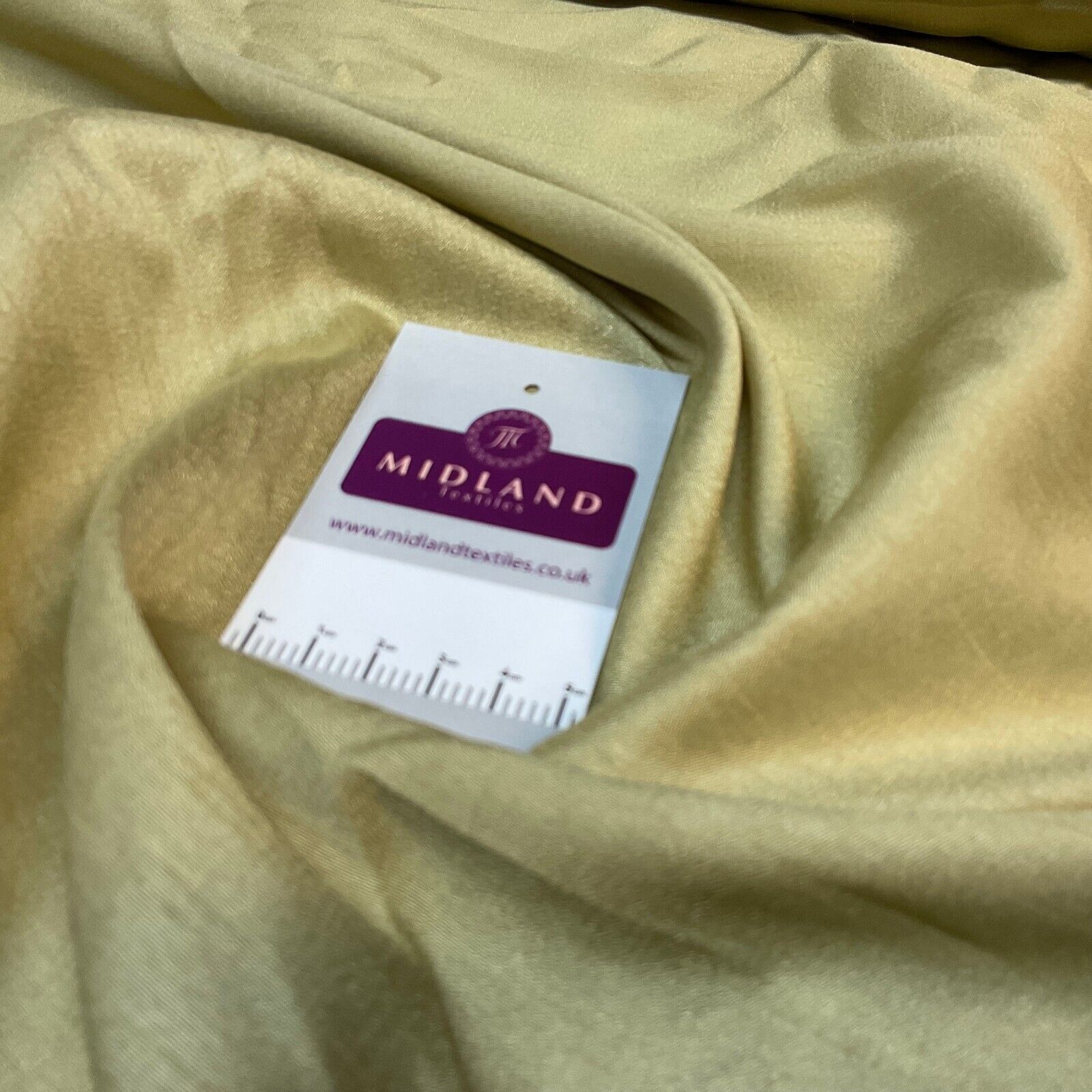 Plain Silky crepe Faux silk dress fabric 44 inches wide M1693