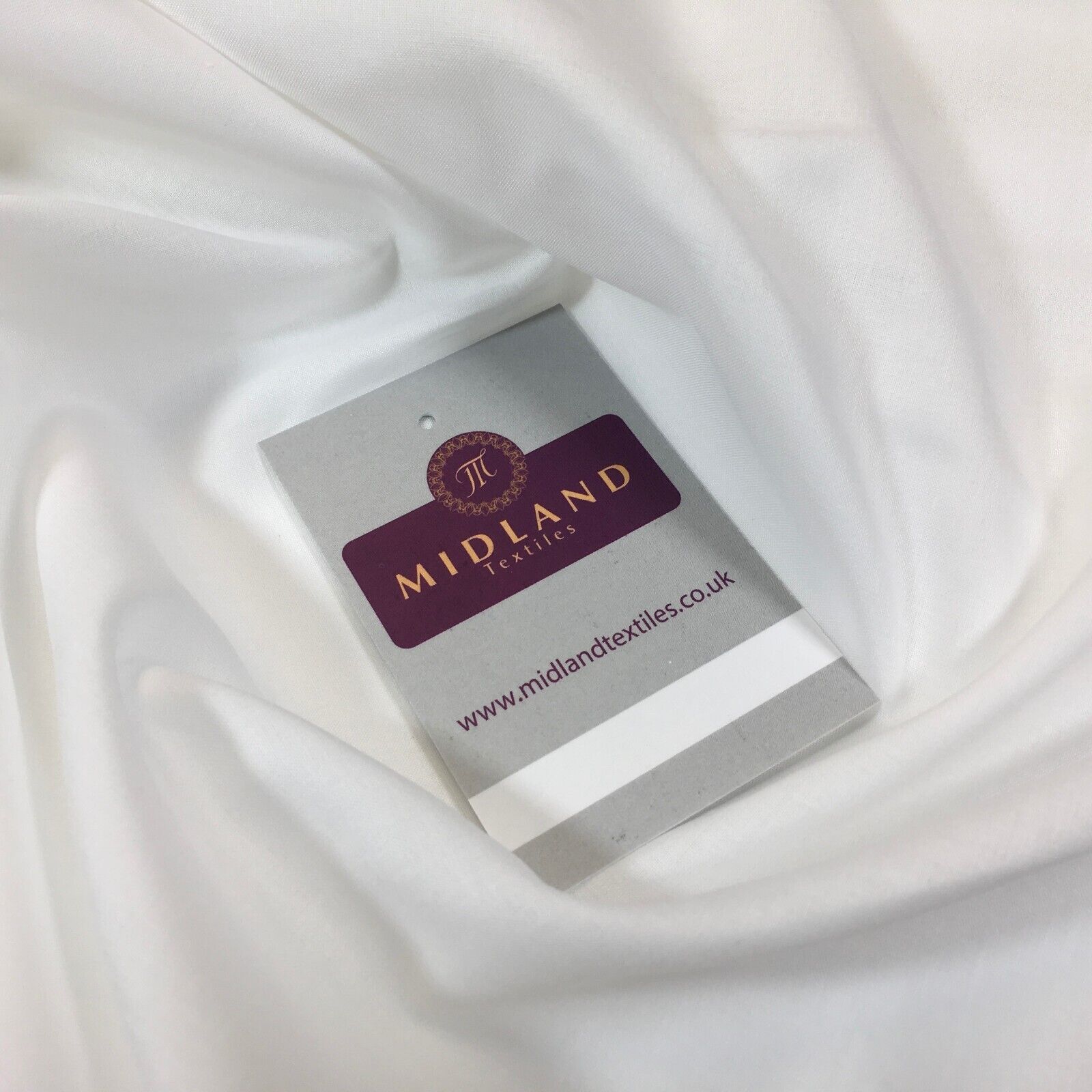 Plain White 100% Cotton sewing crafts soft dress fabric 110cm wide M1786