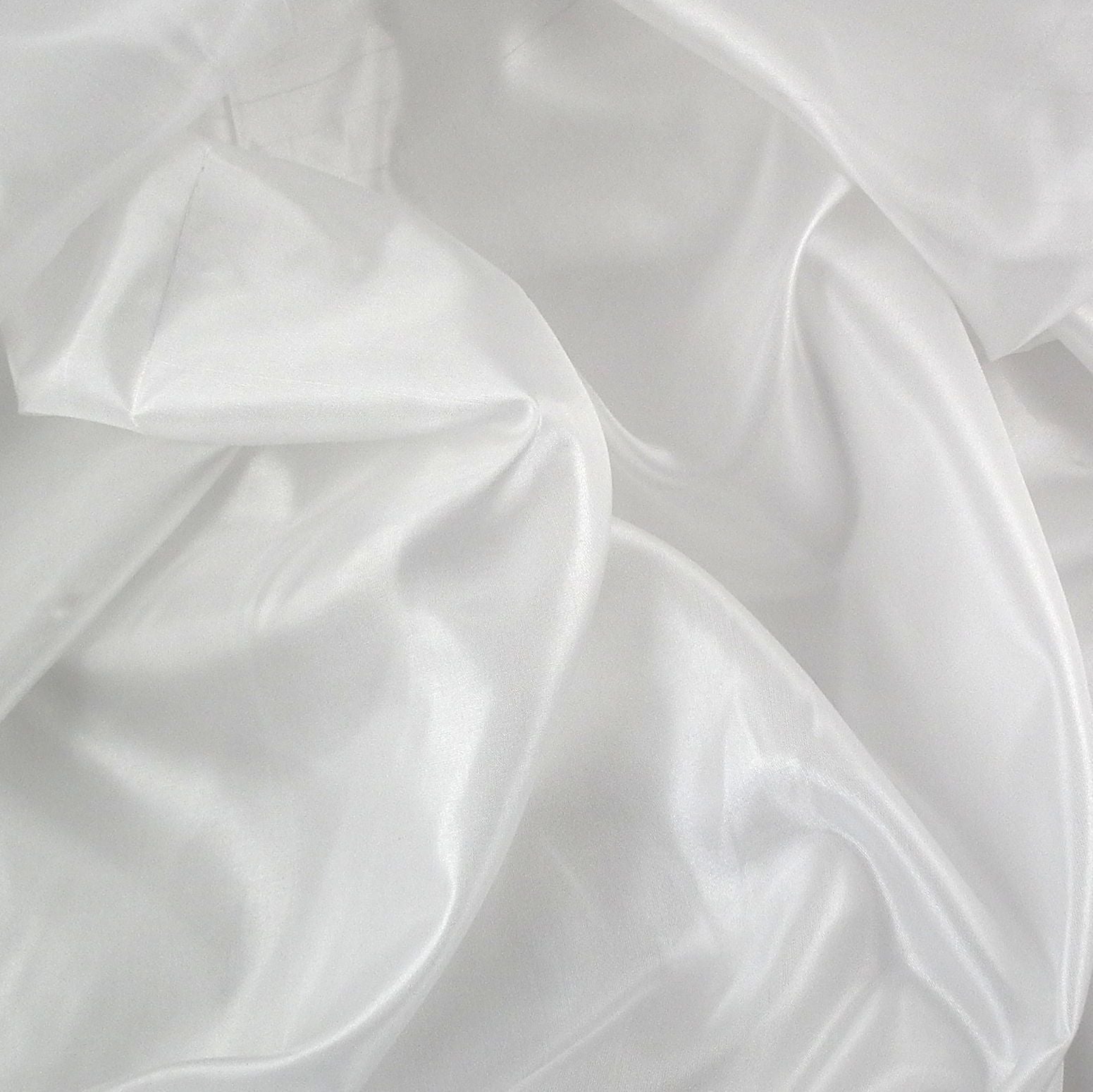Silky Habutae Lining Fabric - 100% Polyester Non-Stretch M500
