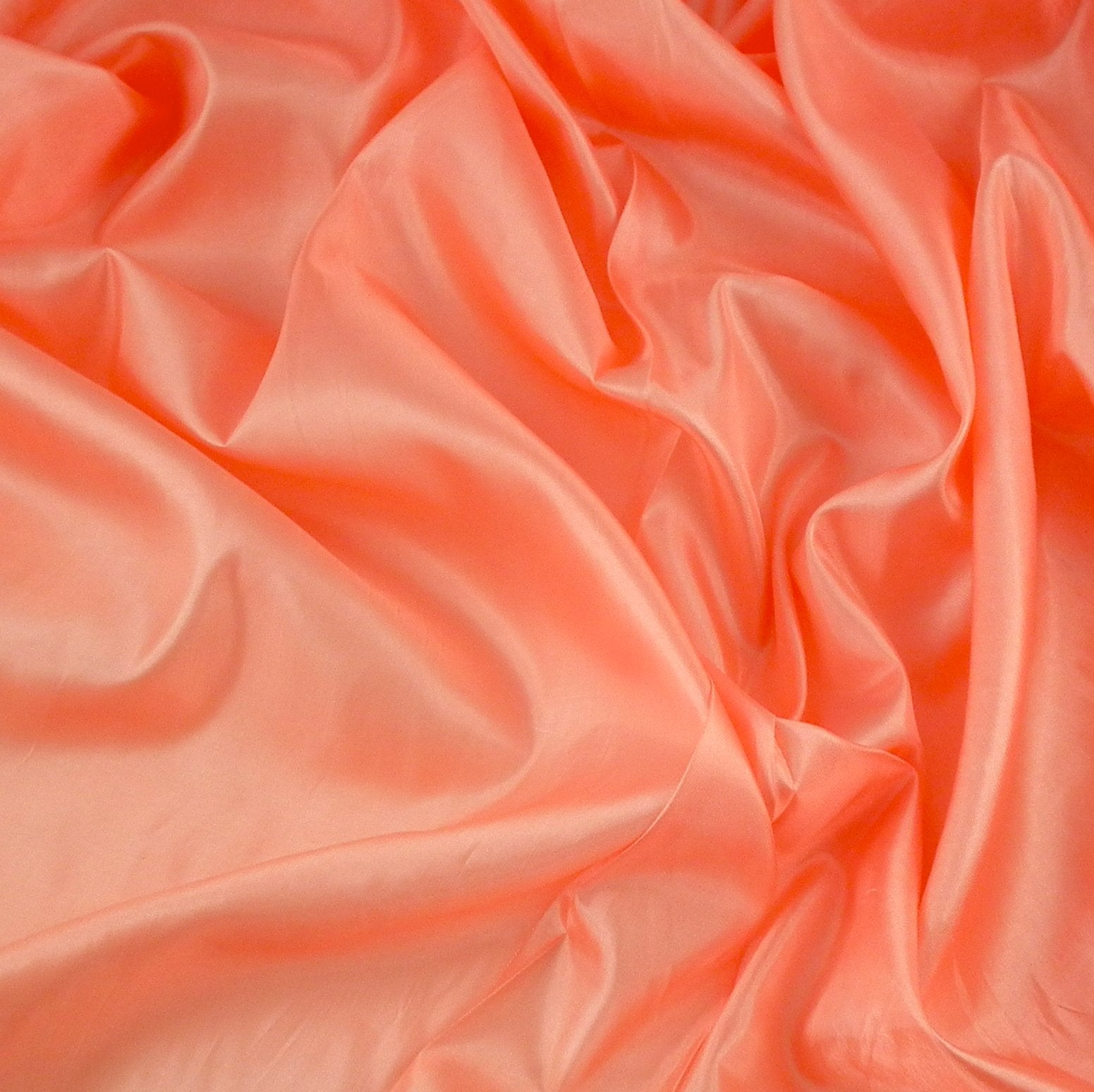 Silky Habutae Lining Fabric - 100% Polyester Non-Stretch M500