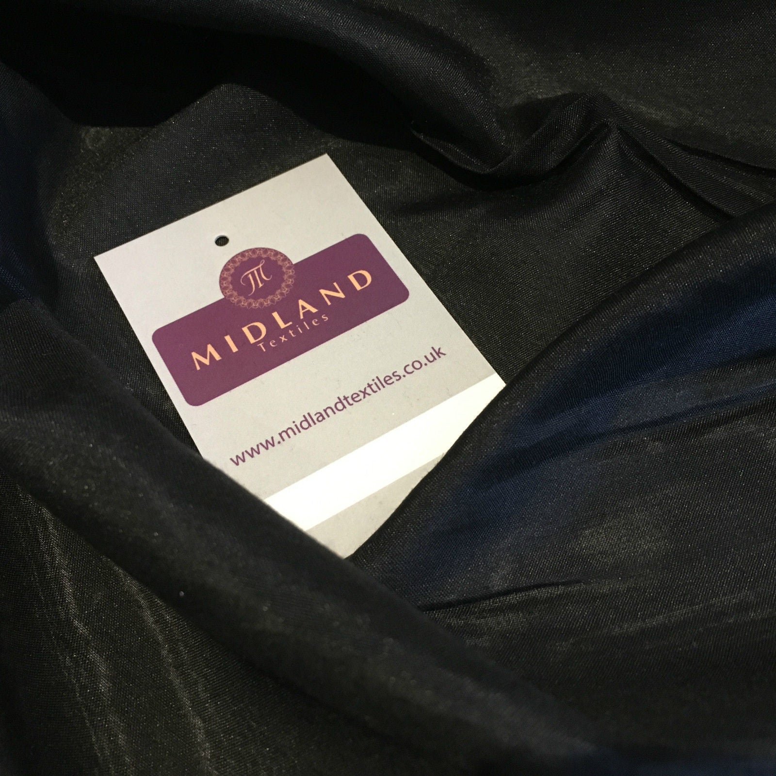 Lightweight soft sheer Poly-voile ideal for curtains and dressmaking 44' M718