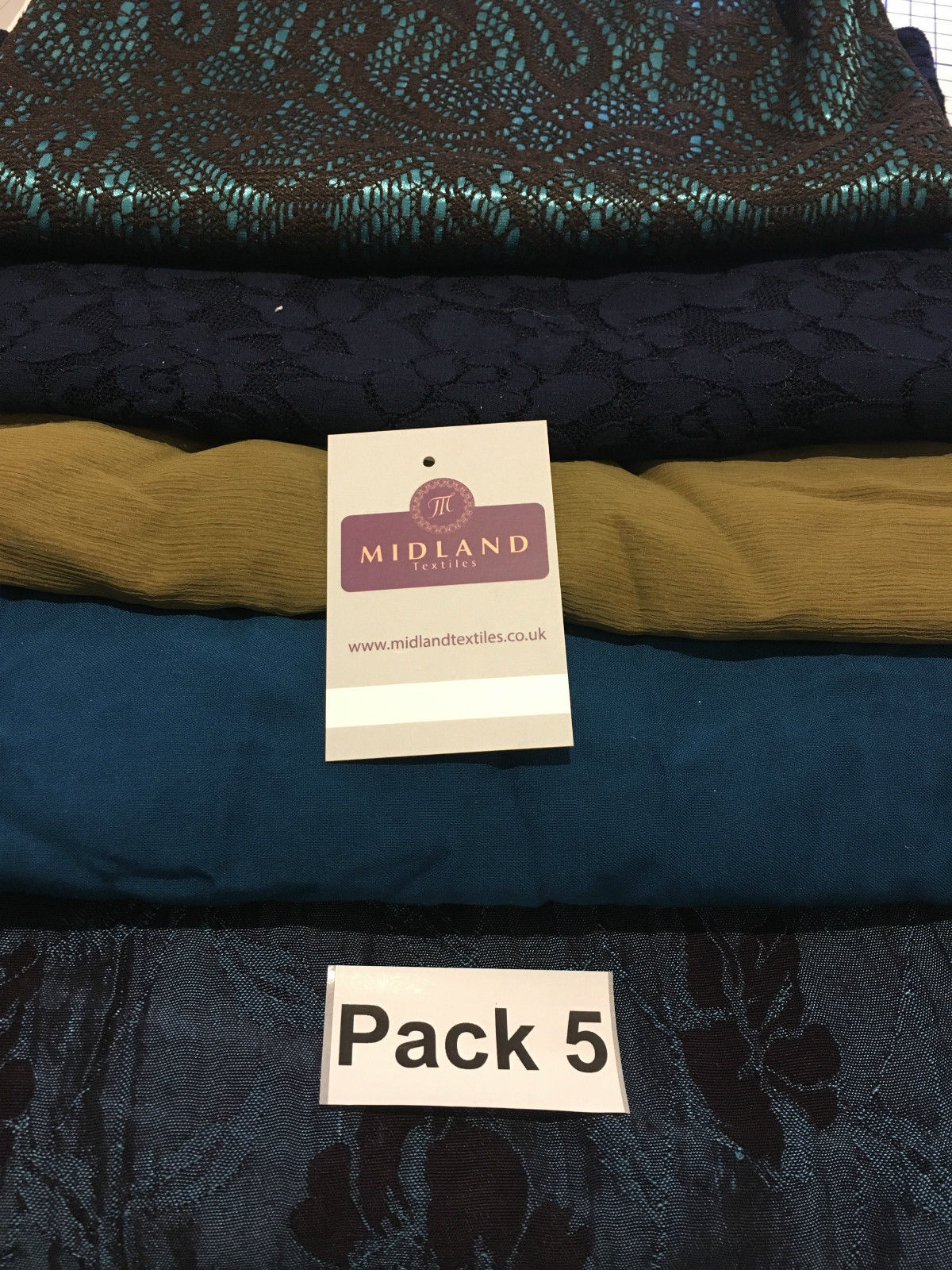 Mixed Assorted fabric Pack of 5 remnants patchwork quilting crafting M630 Mtex