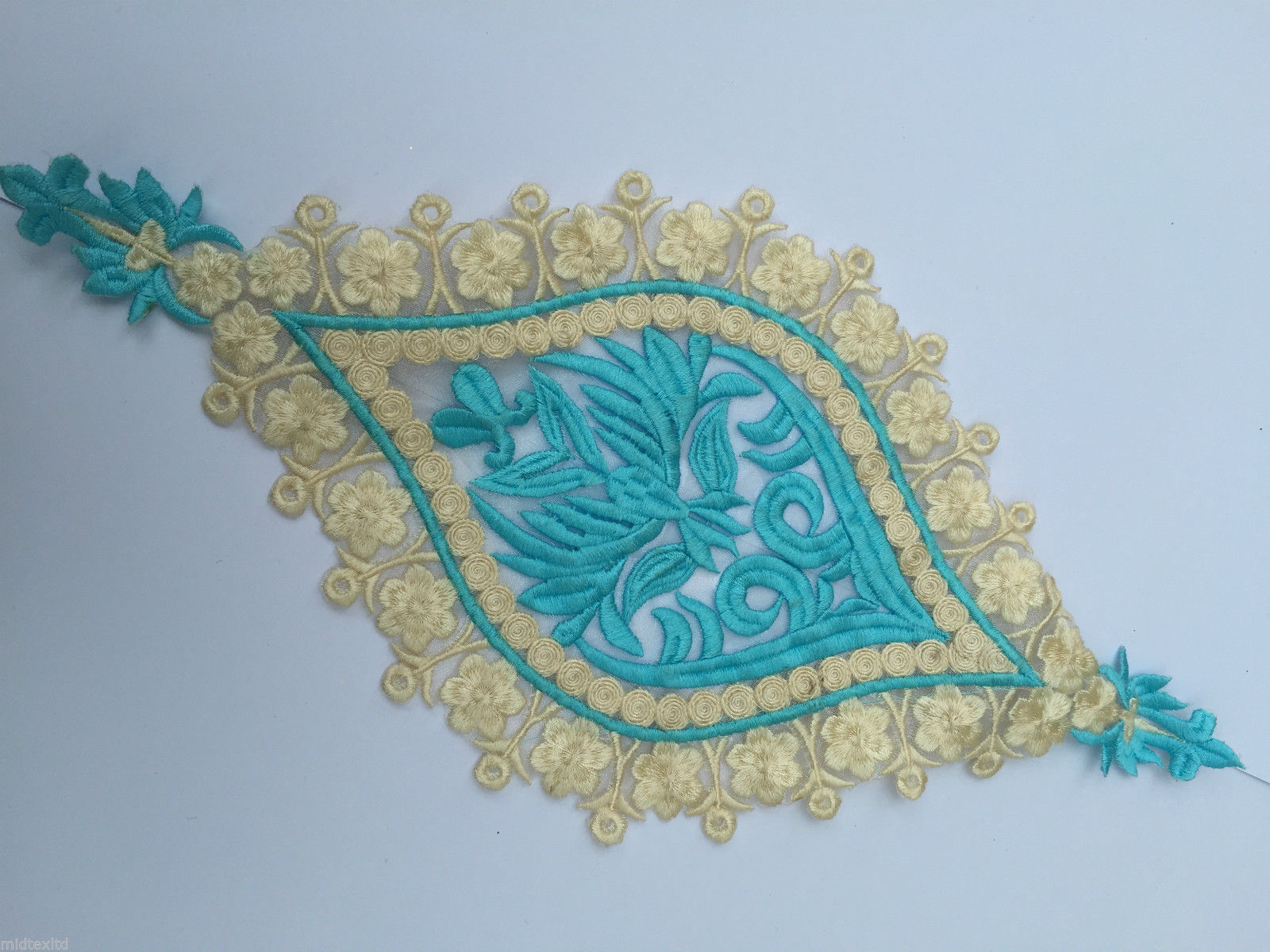 Indian Patch Floral Design Embroidered Quilting Dress Applique 1 Pc M355