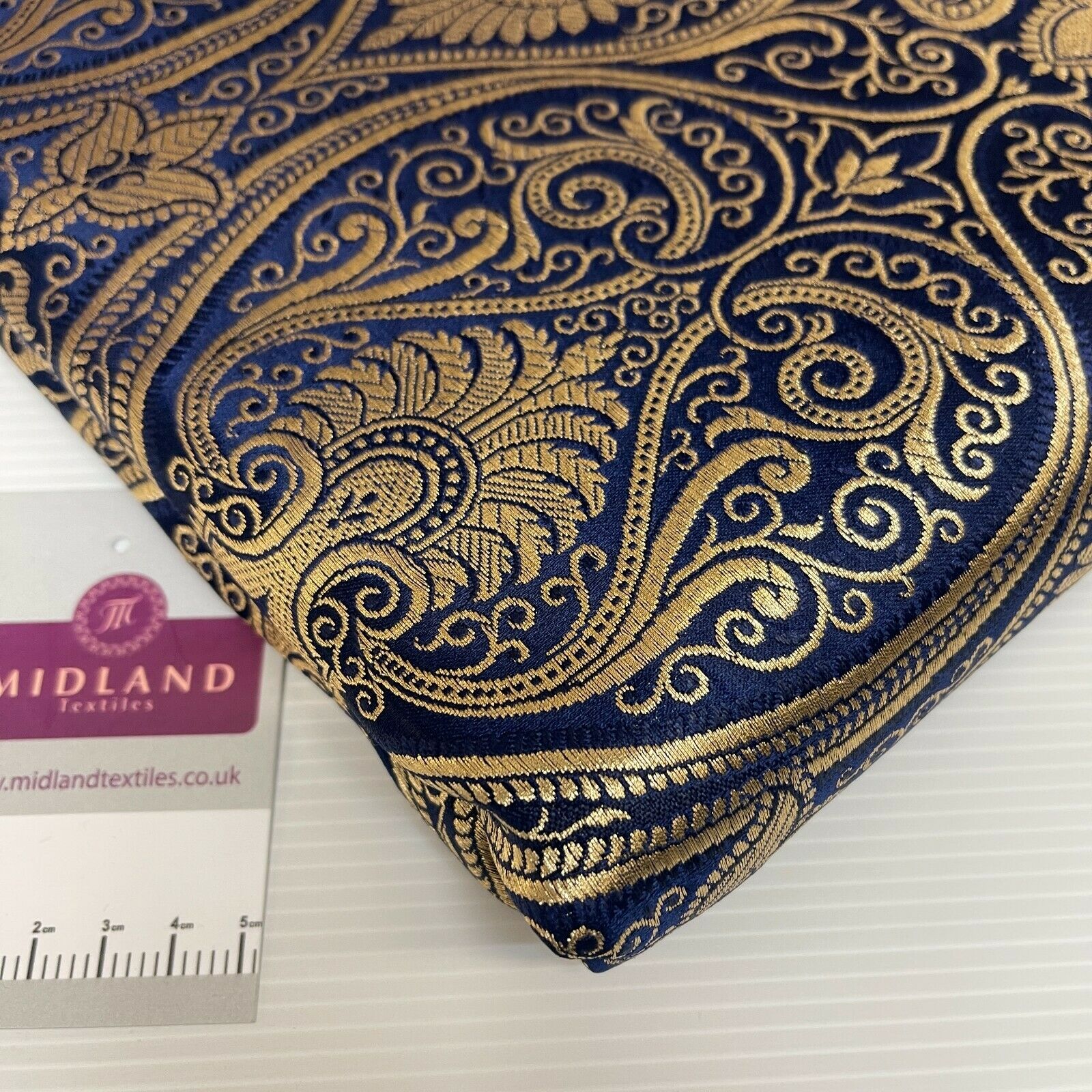Ornamental paisley gold metallic print Indian banarsi Brocade fabric M1537 Mtex
