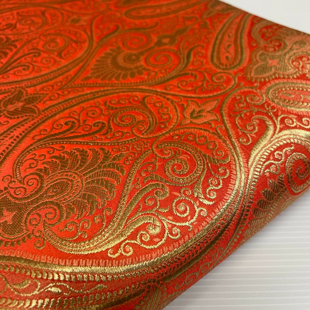 Ornamental paisley gold metallic print Indian banarsi Brocade fabric M1537 Mtex