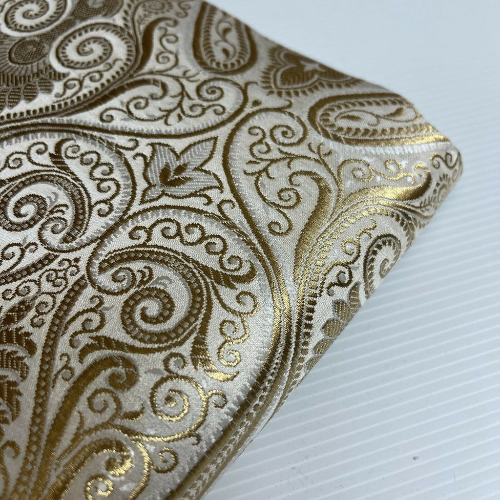 Ornamental paisley gold metallic print Indian banarsi Brocade fabric M1537 Mtex