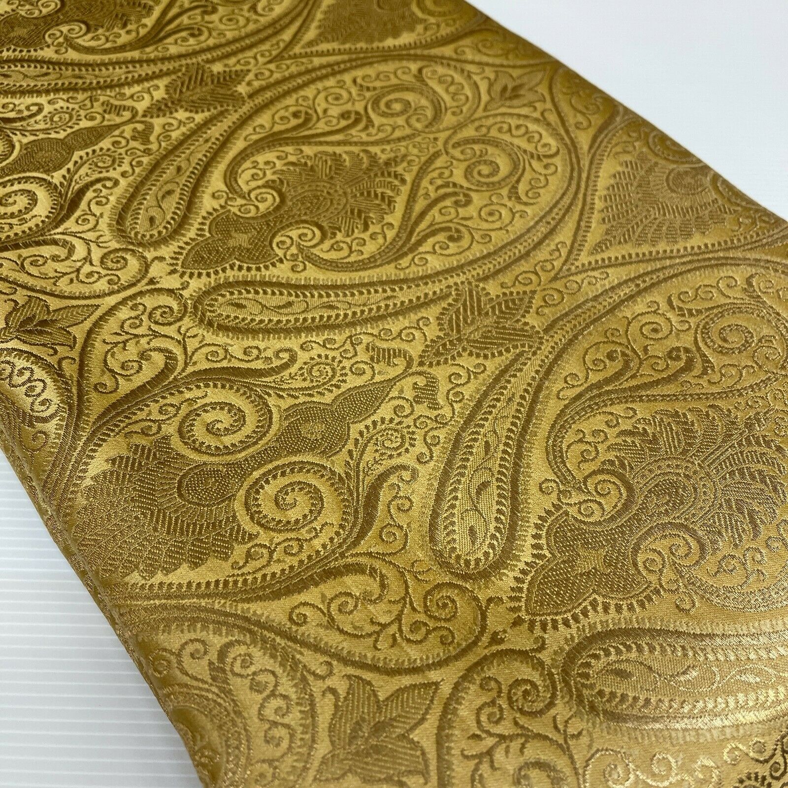 Ornamental paisley gold metallic print Indian banarsi Brocade fabric M1537 Mtex
