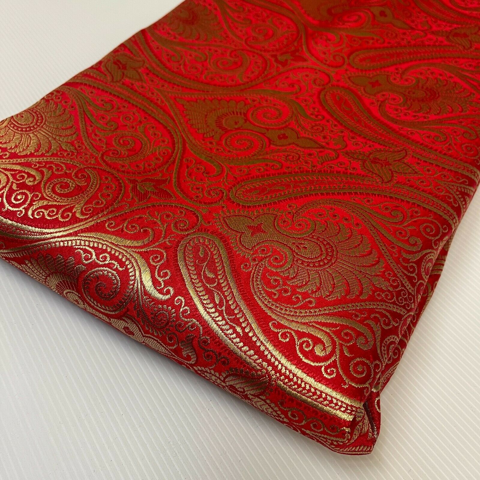 Ornamental paisley gold metallic print Indian banarsi Brocade fabric M1537 Mtex