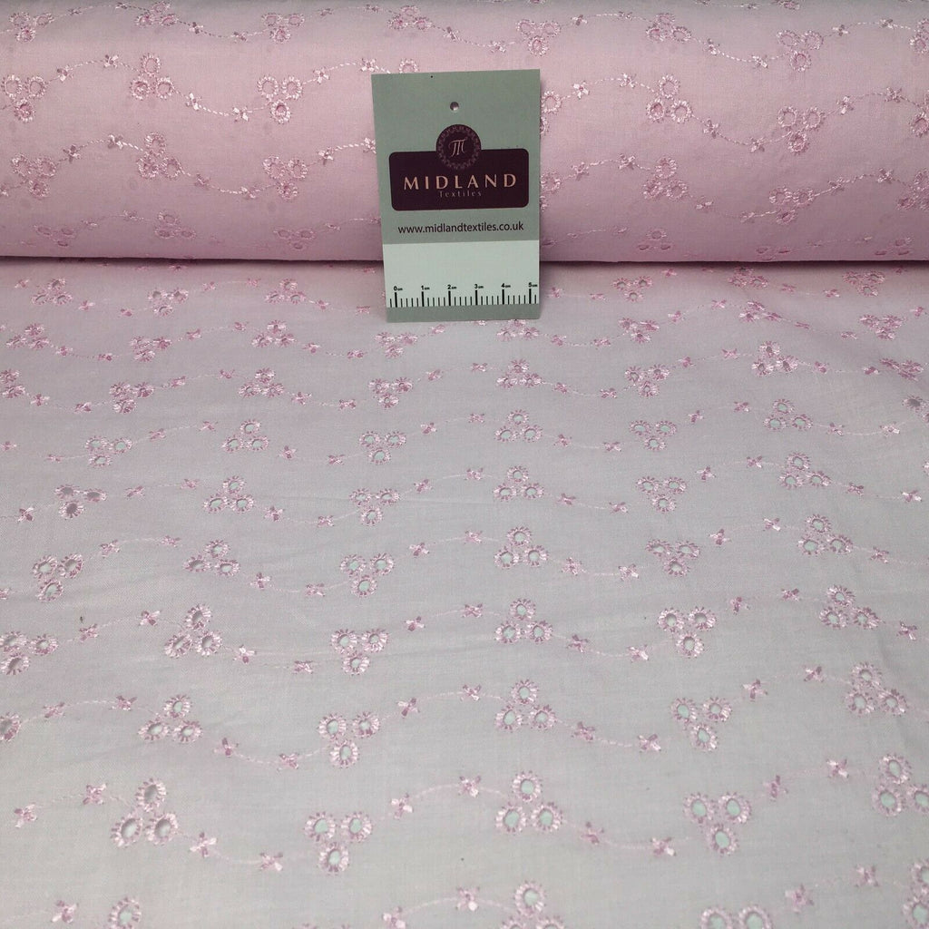 Broderie Anglais Lightweight cotton Fabric 3 hole M1543