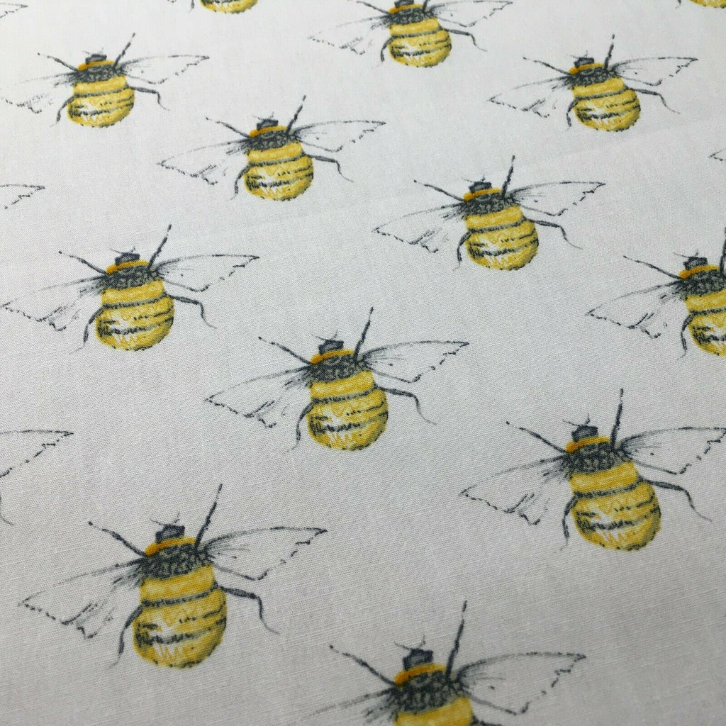 100% Cotton Poplin printed bees craft mask Fabric 110 cm MD1398 Mtex