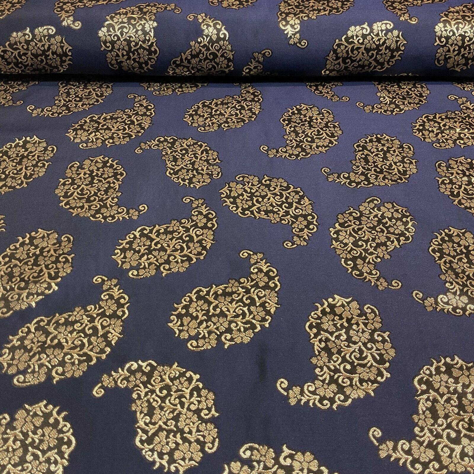 Paisley Brocade Wedding Banarsi Fabric 147 cm M1598