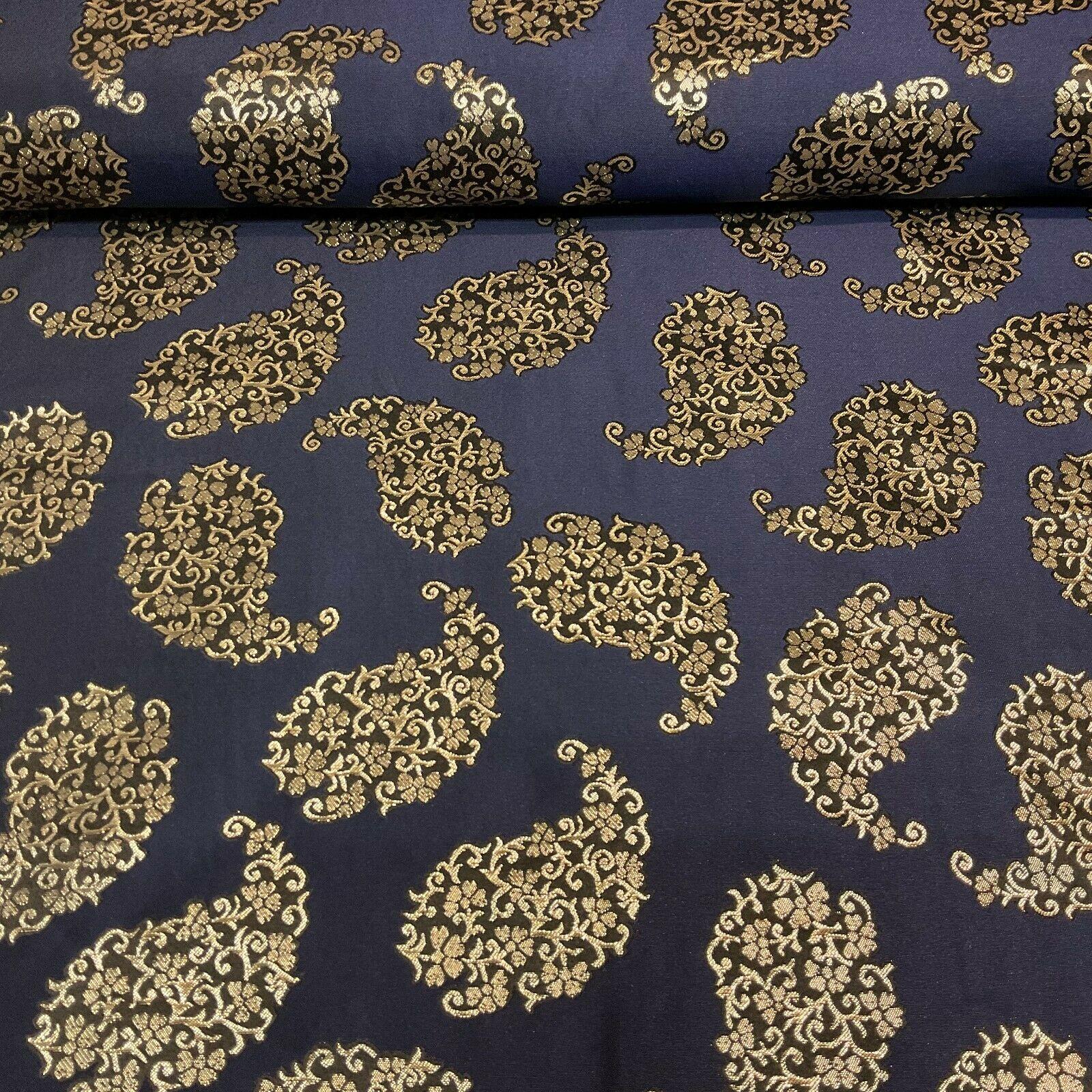Paisley Brocade Wedding Banarsi Fabric 147 cm M1598