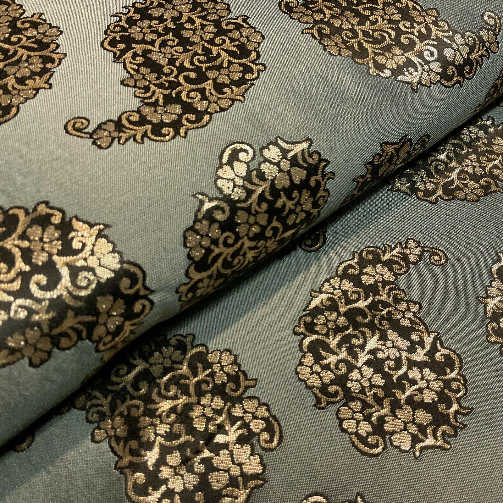 Paisley Brocade Wedding Banarsi Fabric 147 cm M1598