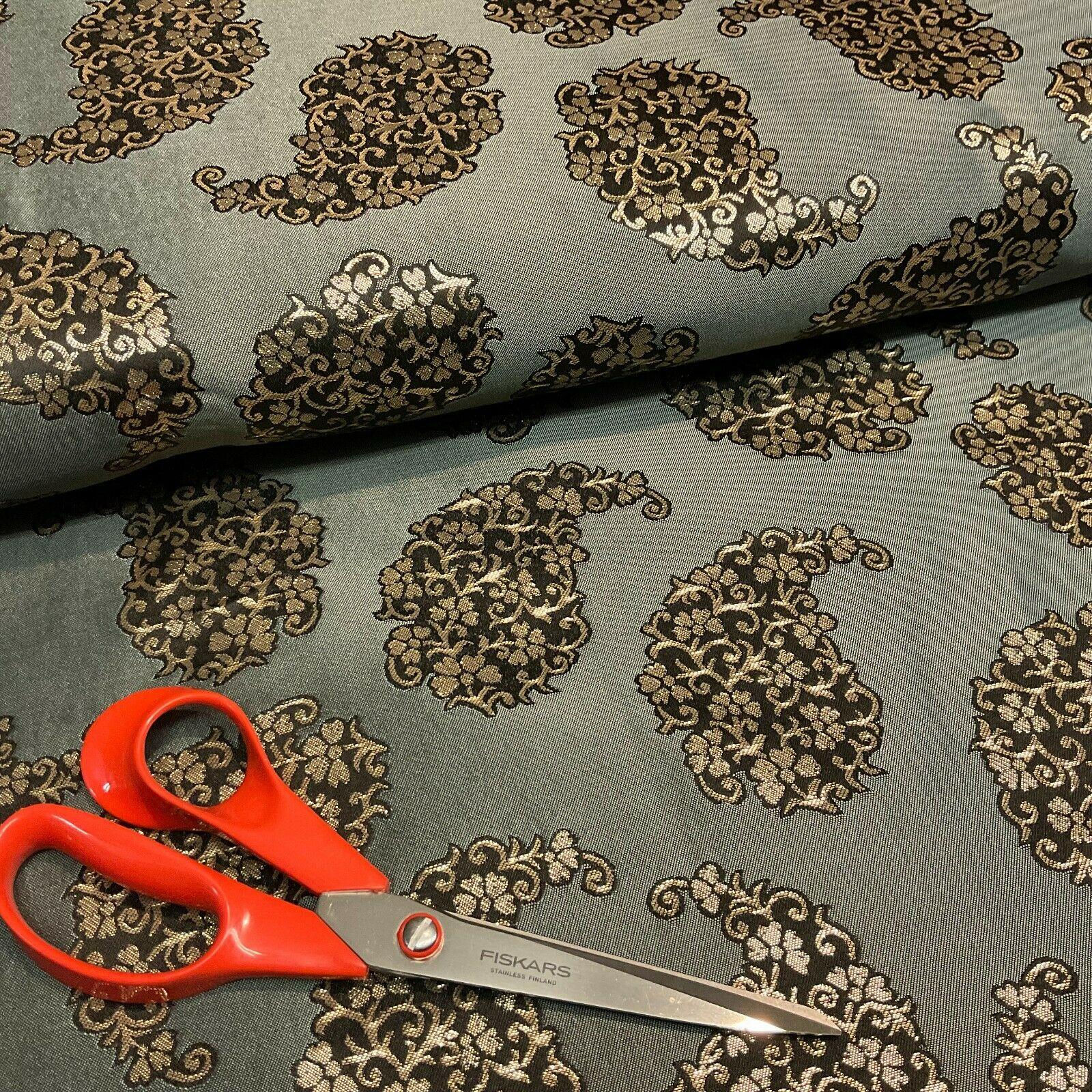 Paisley Brocade Wedding Banarsi Fabric 147 cm M1598