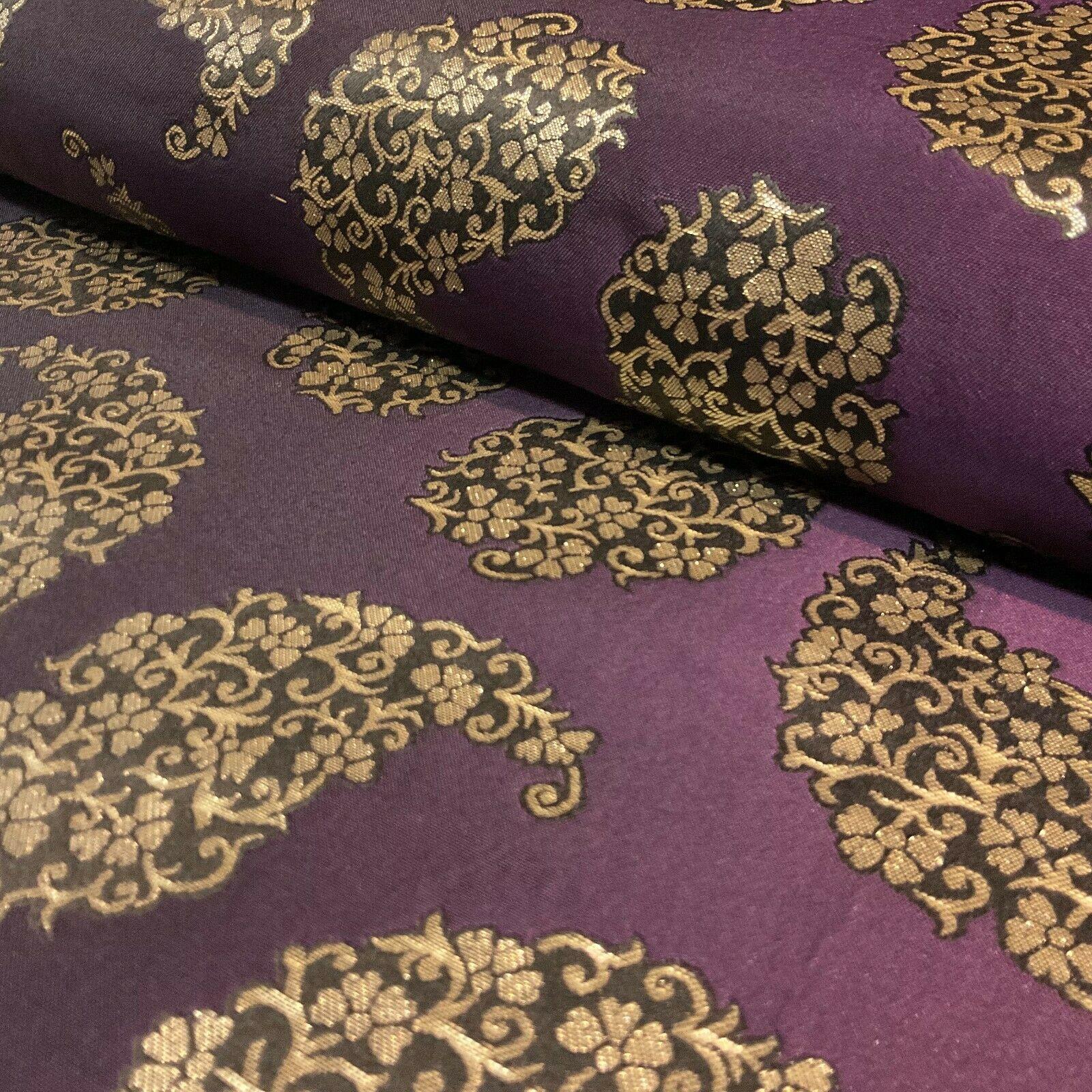 Paisley Brocade Wedding Banarsi Fabric 147 cm M1598