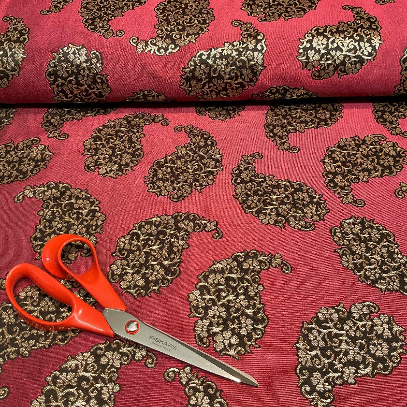 Paisley Brocade Wedding Banarsi Fabric 147 cm M1598