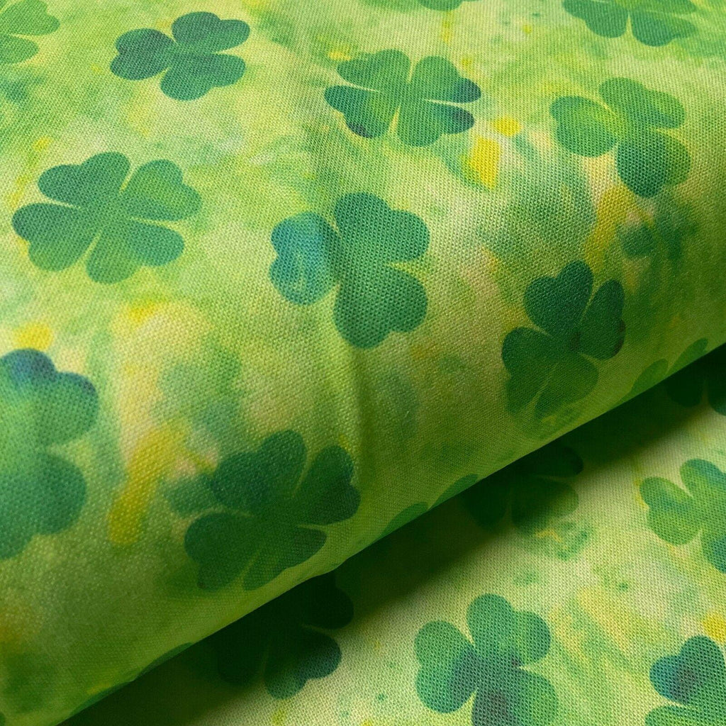 Irish Luck Shamrock St Patricks Day 100% Cotton Printed Fabric 114cm M1582