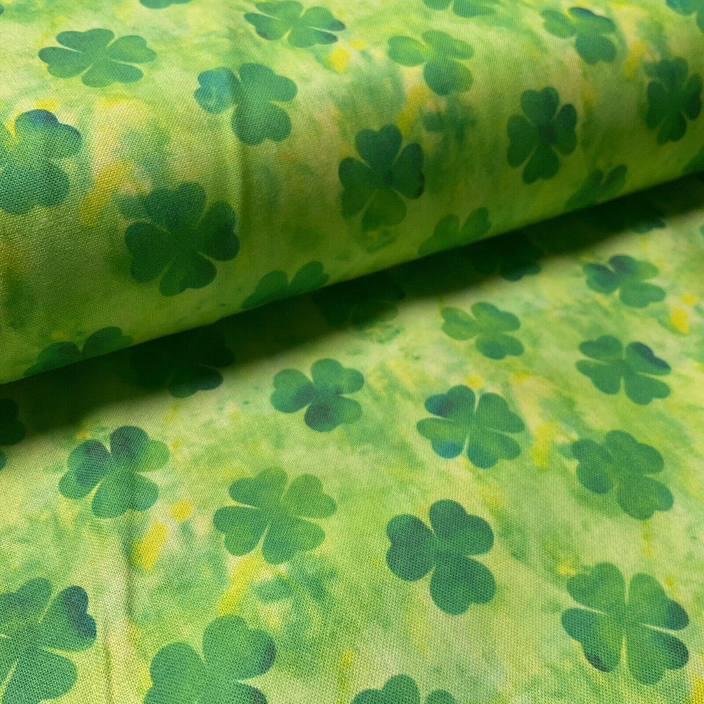 Irish Luck Shamrock St Patricks Day 100% Cotton Printed Fabric 114cm M1582