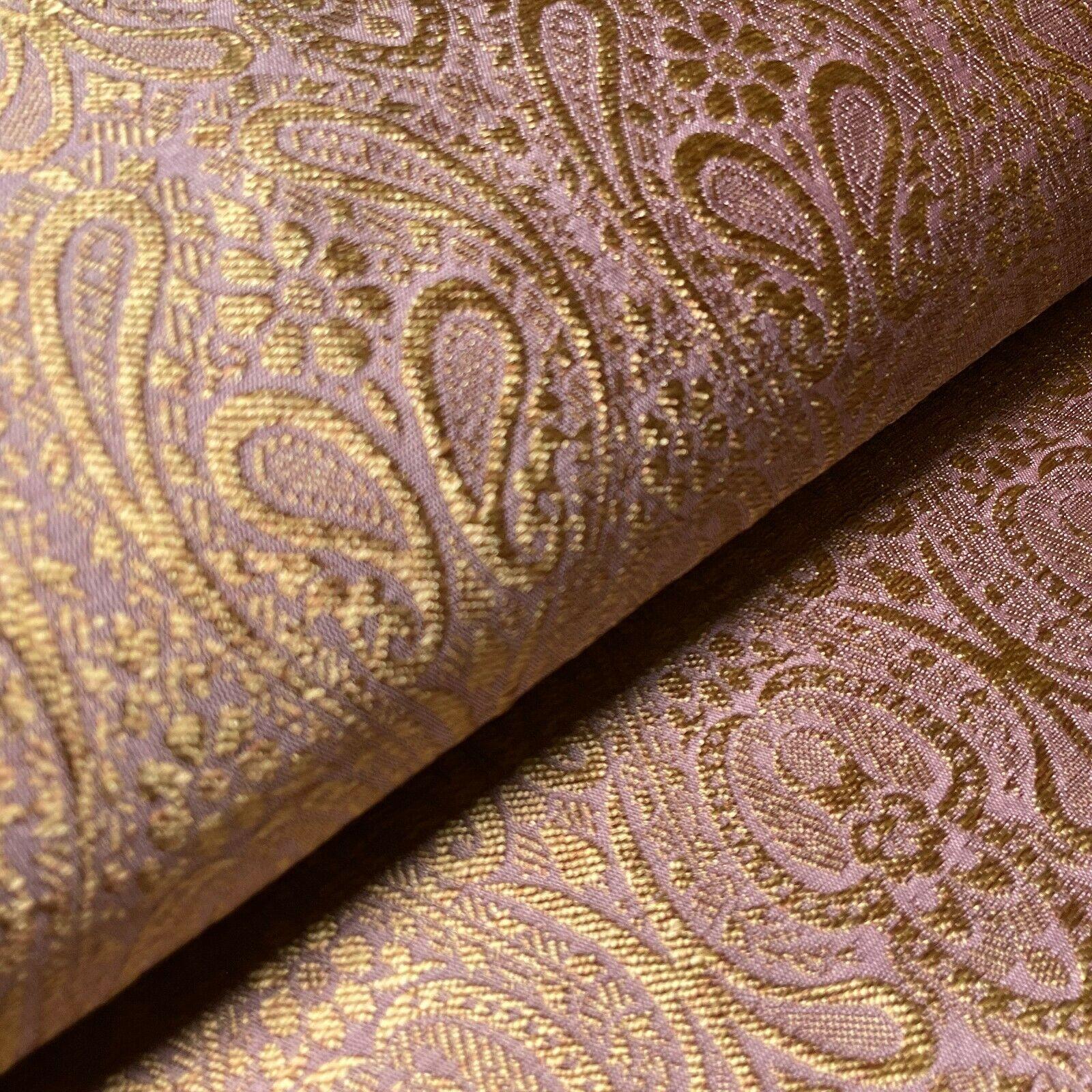 Double Paisley Brocade Wedding Banarsi Fabric 147 cm M1566