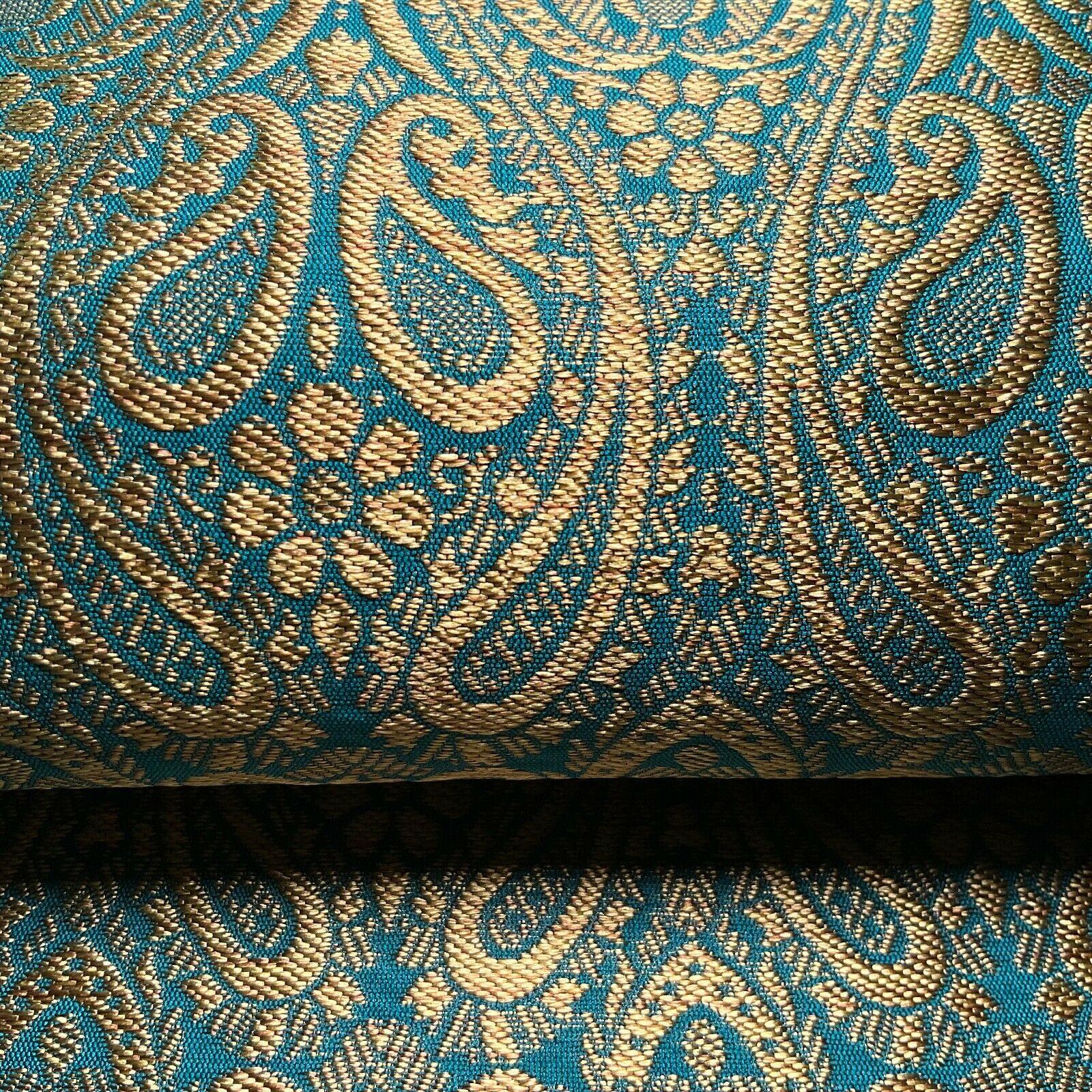 Double Paisley Brocade Wedding Banarsi Fabric 147 cm M1566